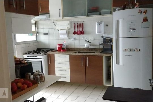 Cozinha  de apartamento à venda com 3 quartos, 78m² em Jardim Ester Yolanda, São Paulo