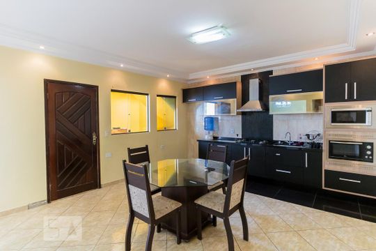 Cozinha de casa para alugar com 2 quartos, 100m² em Parque Cruzeiro do Sul, São Paulo