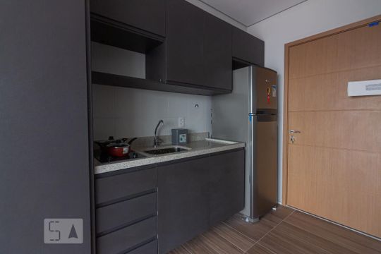 Cozinha de kitnet/studio à venda com 1 quarto, 32m² em Centro, Osasco
