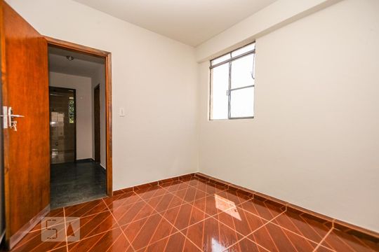 Quarto2 de apartamento para alugar com 2 quartos, 70m² em Santa Efigênia, Belo Horizonte