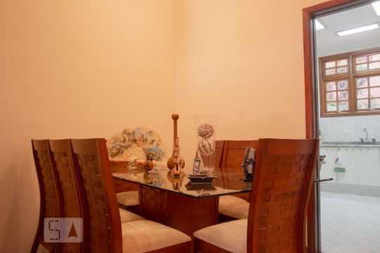 Sala de Jantar de casa à venda com 3 quartos, 225m² em Cangaiba, São Paulo