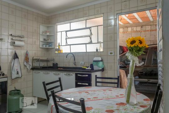 Cozinha de casa à venda com 5 quartos, 140m² em Vila Pereira Barreto, São Paulo