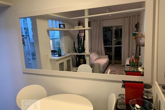 Sala de apartamento para alugar com 2 quartos, 52m² em Boaçava, São Paulo