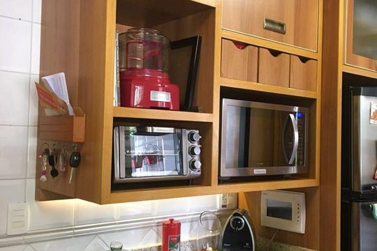 cozinha de apartamento à venda com 3 quartos, 165m² em Vila Suzana, São Paulo