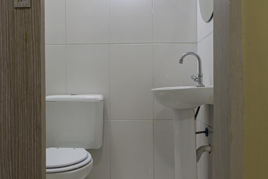 Banheiro de apartamento para alugar com 1 quarto, 25m² em Bela Vista, São Paulo
