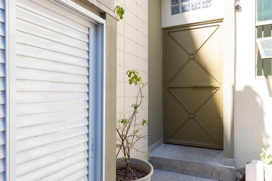 Entrada de kitnet/studio para alugar com 1 quarto, 28m² em Vila do Encontro, São Paulo