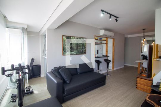 Sala de kitnet/studio para alugar com 1 quarto, 58m² em Vila Cruzeiro, São Paulo