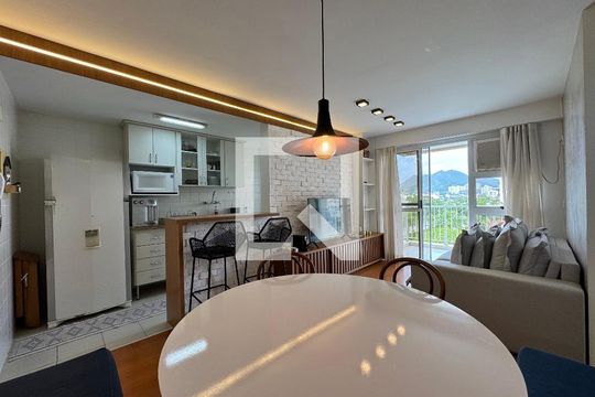 Apartamento à venda com 2 quartos, 63m² em Recreio dos Bandeirantes, Rio de Janeiro