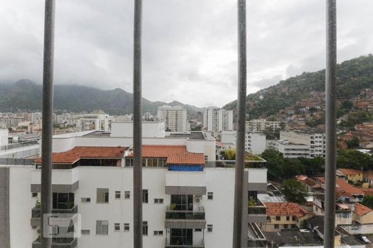 Vista Quarto 1 de apartamento à venda com 2 quartos, 80m² em Vila Isabel, Rio de Janeiro