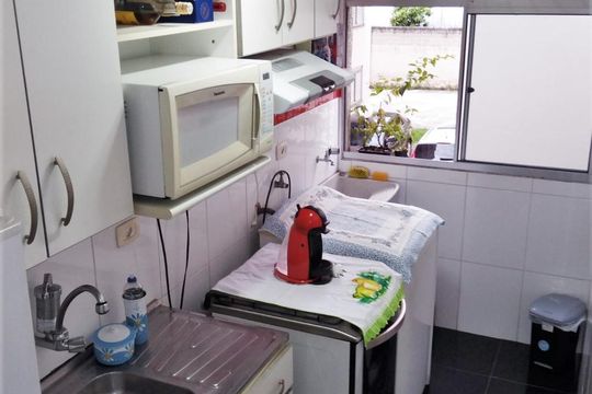 Cozinha de apartamento à venda com 2 quartos, 50m² em Vila Portugal, São Paulo
