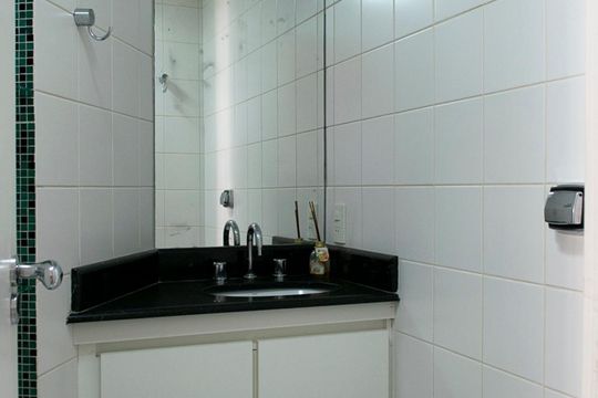 BANHEIRO de apartamento para alugar com 3 quartos, 77m² em Santana, São Paulo