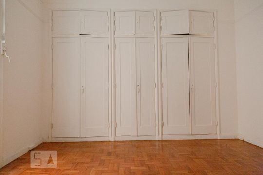 Quarto de kitnet/studio para alugar com 1 quarto, 42m² em Centro Histórico de São Paulo, São Paulo