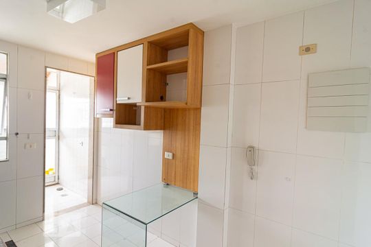 Cozinha de apartamento à venda com 2 quartos, 123m² em Icaraí, Niterói