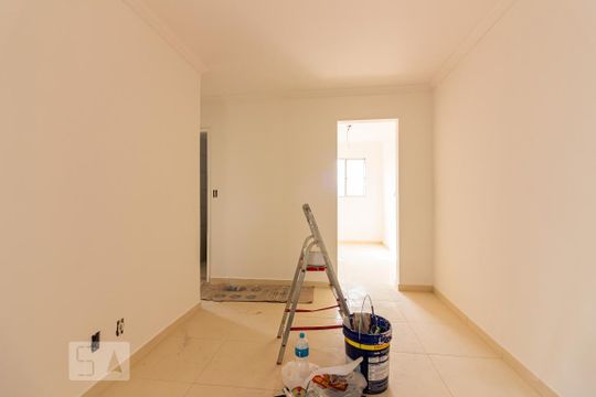 Sala de apartamento para alugar com 2 quartos, 60m² em São Pedro, Osasco