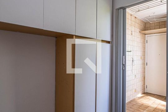 Quarto de Serviço de apartamento para alugar com 3 quartos, 107m² em Grajaú, Rio de Janeiro