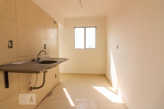 Cozinha de apartamento para alugar com 2 quartos, 60m² em São Pedro, Osasco