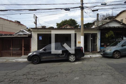 Fachada de casa à venda com 5 quartos, 236m² em Jardim Oriental, São Paulo
