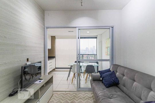 Apartamento à venda com 1 quarto, 37m² em Vila Cordeiro, São Paulo