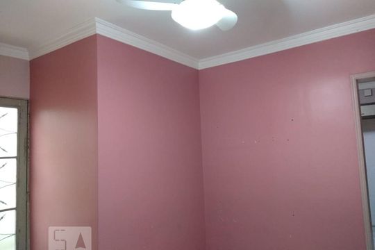Sala de casa à venda com 3 quartos, 176m² em Vila Clarice, Santo André