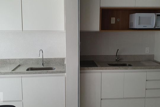 Cozinha de kitnet/studio para alugar com 1 quarto, 42m² em Campo Belo, São Paulo