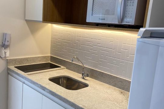 Cozinha de kitnet/studio para alugar com 1 quarto, 42m² em Campo Belo, São Paulo