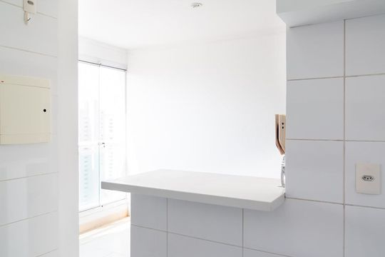 Cozinha de apartamento para alugar com 1 quarto, 45m² em Santo Amaro, São Paulo