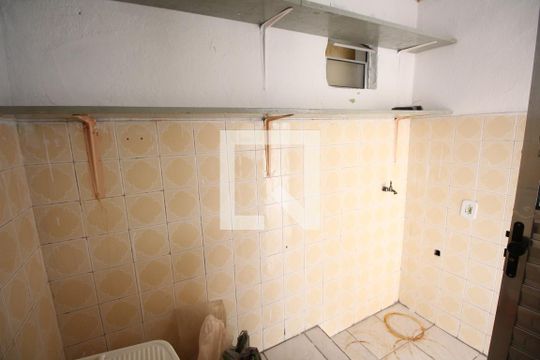 Área de Serviço de casa para alugar com 2 quartos, 100m² em Jardim Concordia, São Paulo
