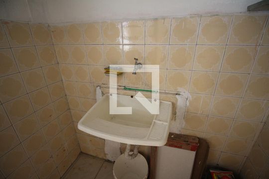 Área de Serviço de casa para alugar com 2 quartos, 100m² em Jardim Concordia, São Paulo