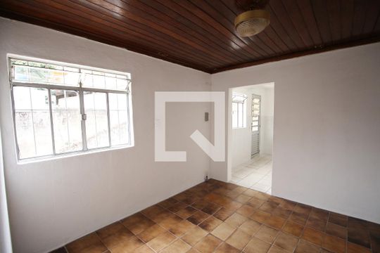 Sala de casa para alugar com 2 quartos, 100m² em Jardim Concordia, São Paulo