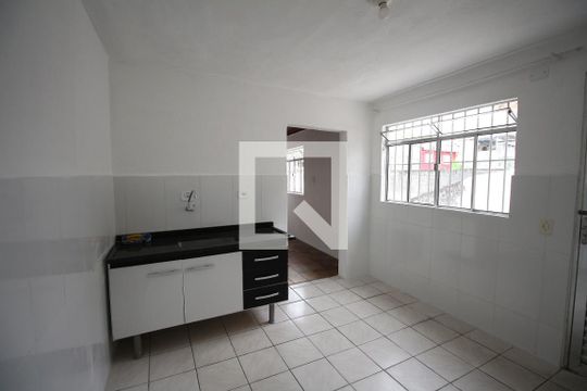 Cozinha de casa para alugar com 2 quartos, 100m² em Jardim Concordia, São Paulo