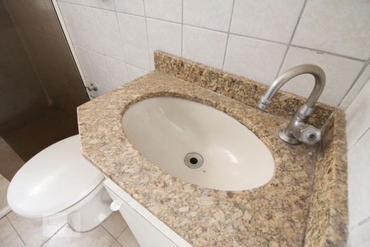 Apartamento para alugar com 2 quartos, 50m² em Parada Inglesa, São Paulo