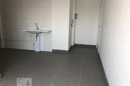 Cozinha de apartamento à venda com 2 quartos, 38m² em Chácara Inglesa, São Paulo