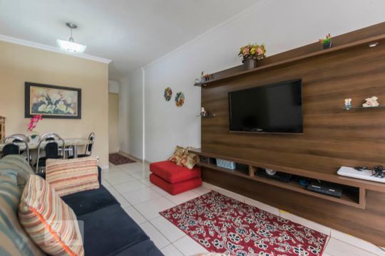 Sala de apartamento para alugar com 3 quartos, 62m² em Jardim Santa Emilia, São Paulo