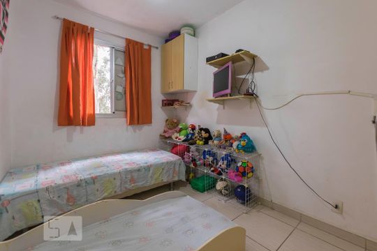 Quarto 2 de apartamento para alugar com 3 quartos, 62m² em Jardim Santa Emilia, São Paulo