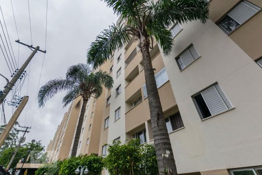 Fachada de apartamento para alugar com 3 quartos, 62m² em Jardim Santa Emilia, São Paulo