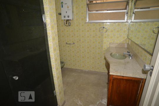 Banheiro 3 de apartamento à venda com 3 quartos, 200m² em Flamengo, Rio de Janeiro