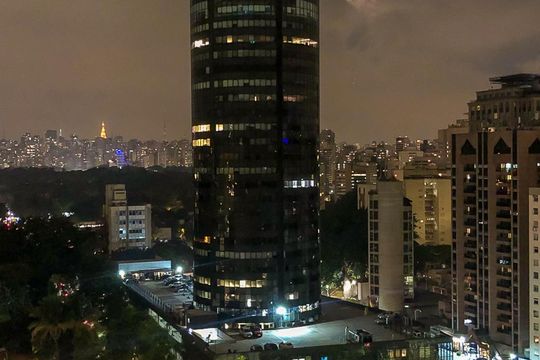 Vista de apartamento à venda com 3 quartos, 180m² em Jardim Paulistano, São Paulo