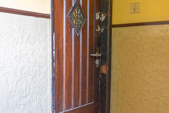 Entrada de apartamento à venda com 2 quartos, 45m² em Olaria, Rio de Janeiro