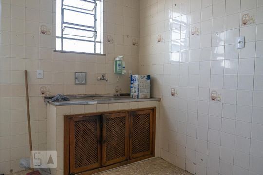 Cozinha de apartamento à venda com 2 quartos, 45m² em Olaria, Rio de Janeiro