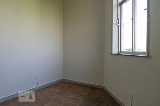 Quarto 2 de apartamento à venda com 2 quartos, 45m² em Olaria, Rio de Janeiro