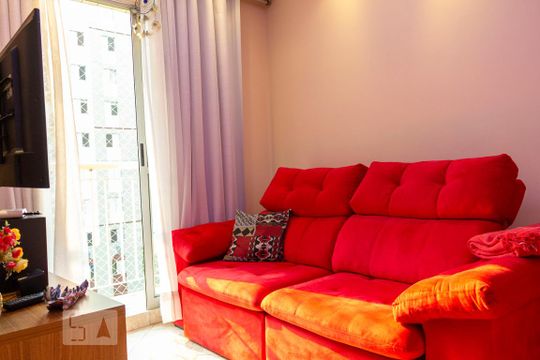 Sala de apartamento para alugar com 3 quartos, 65m² em Cambuci, São Paulo