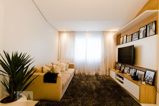 Sala de casa para alugar com 3 quartos, 300m² em Pacaembu, São Paulo