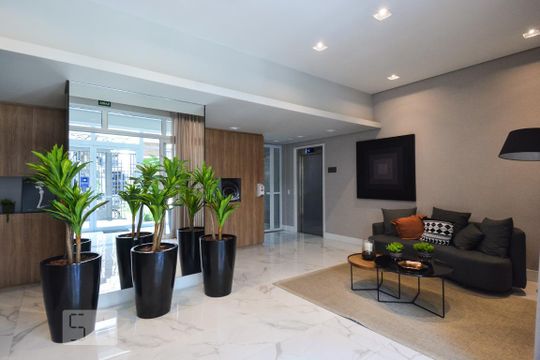 Hall de kitnet/studio para alugar com 1 quarto, 35m² em Sumarezinho, São Paulo