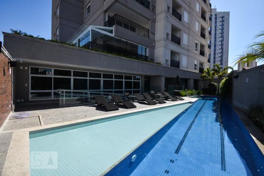 Piscina de kitnet/studio para alugar com 1 quarto, 35m² em Sumarezinho, São Paulo