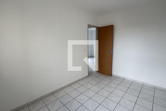 Quarto 1 de apartamento para alugar com 2 quartos, 56m² em Residencial Eldorado, Goiânia