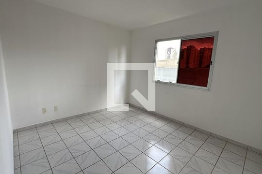 Quarto 2 de apartamento para alugar com 2 quartos, 56m² em Residencial Eldorado, Goiânia
