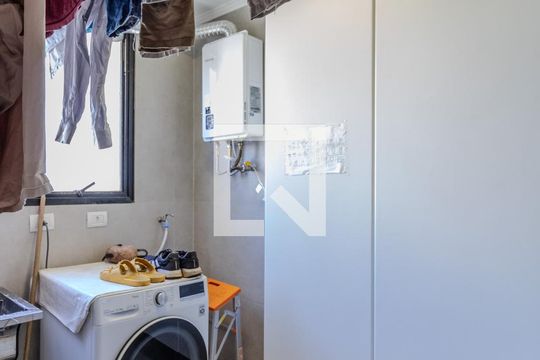 Área de Serviço de apartamento à venda com 3 quartos, 258m² em Real Parque, São Paulo