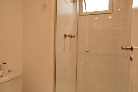 Banheiro de apartamento para alugar com 1 quarto, 35m² em Perdizes, São Paulo