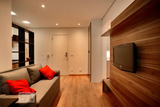 Sala de apartamento para alugar com 1 quarto, 35m² em Perdizes, São Paulo