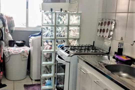 Cozinha Lavanderia de apartamento à venda com 2 quartos, 50m² em Vila Palmeiras, São Paulo
